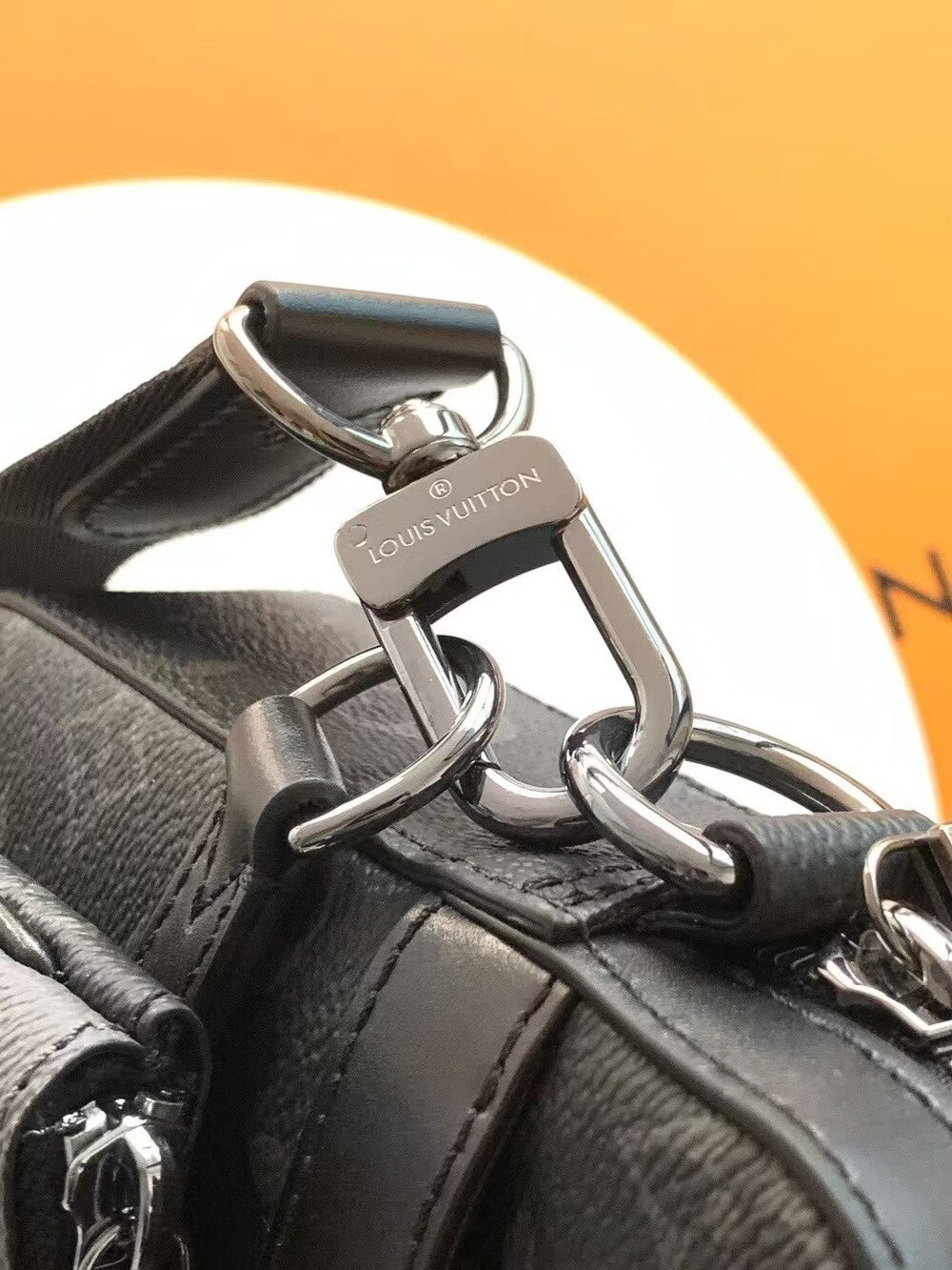 Louis Vuitton Trio Monogram Eclipse Reverse Messenger Bag - Picture 5 of 8